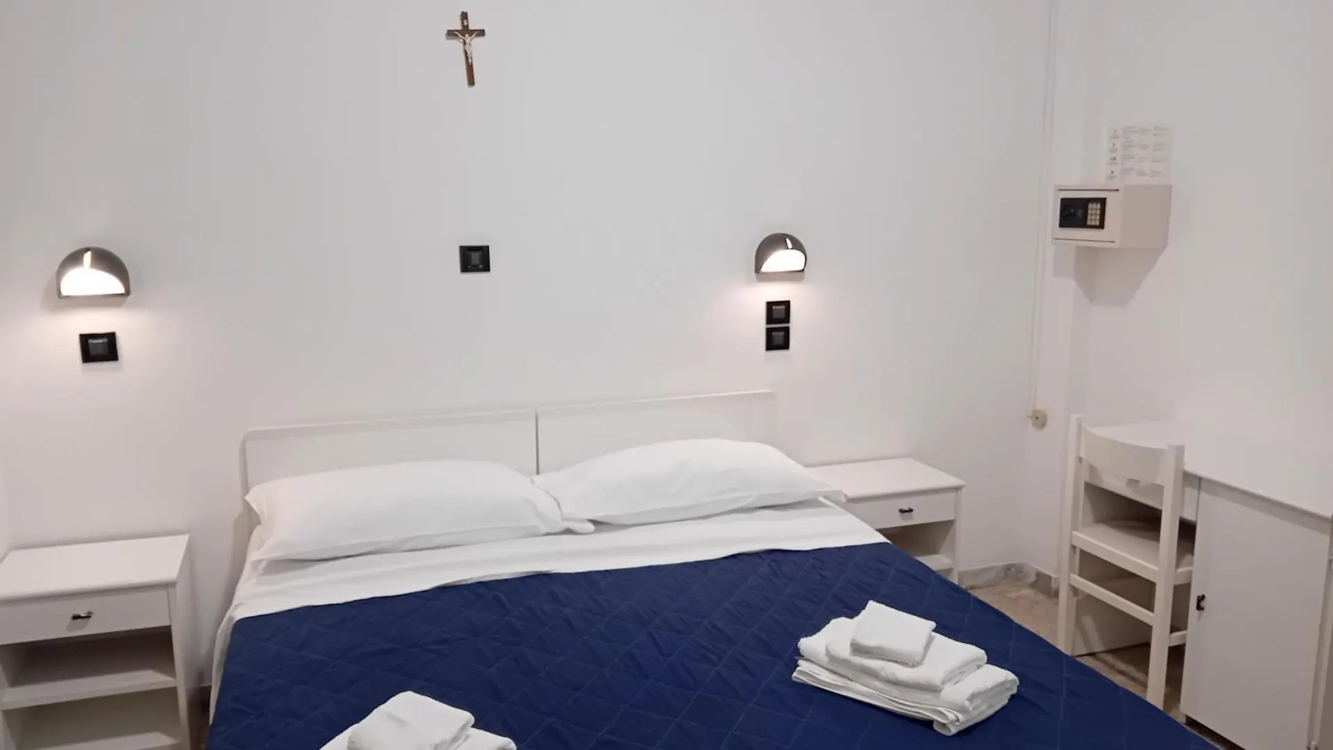Hotel Mira 里米尼